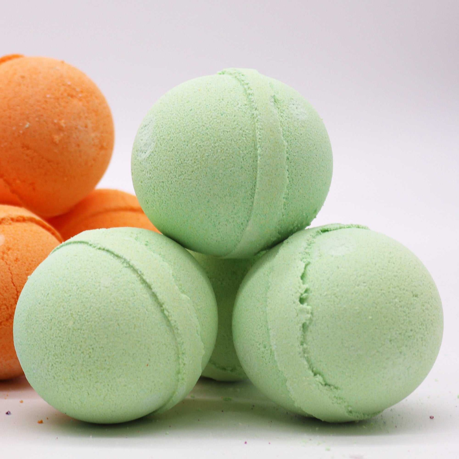 Essential Oil Bath Bomb - Rosemary & Thyme, vegan-friendly, green, relaxing, skin-softening.