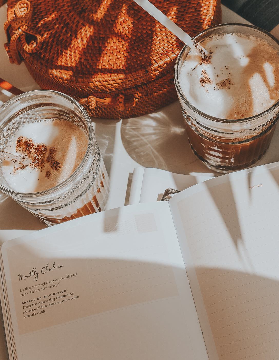 Undated Weekly Ponderlily Planner, Cayenne on the move