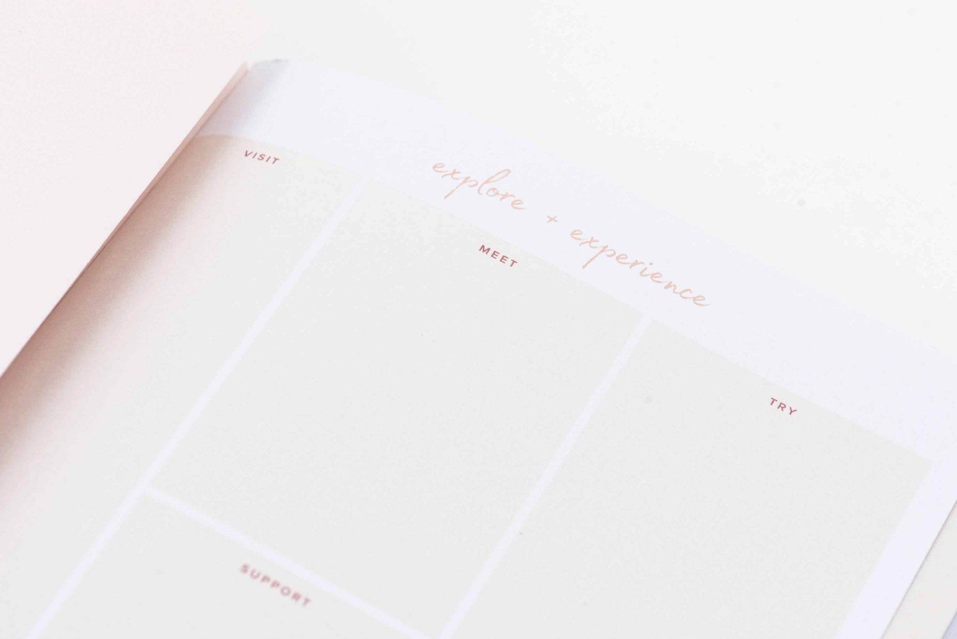 Undated Weekly Ponderlily Planner, Cayenne daiy planner